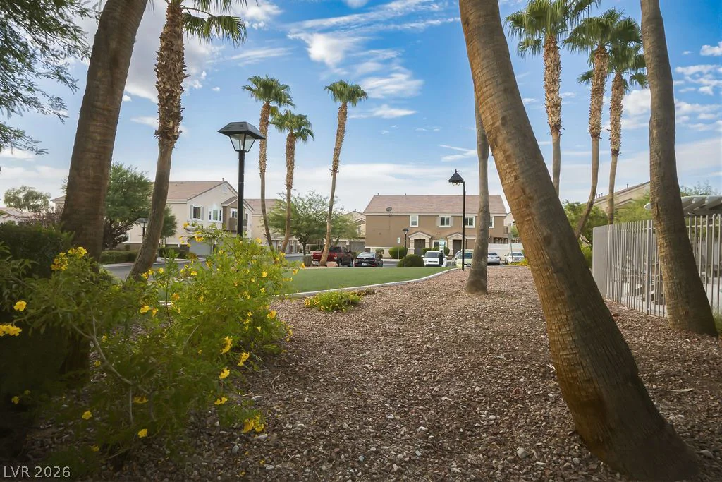 9068 Bushy Tail, Las Vegas, NV 89149