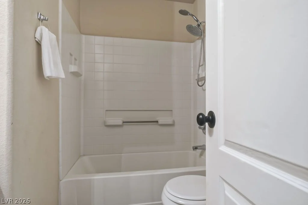 9068 Bushy Tail, Las Vegas, NV 89149