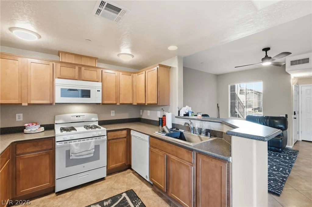 6868 Sky Pointe, Las Vegas, NV 89131