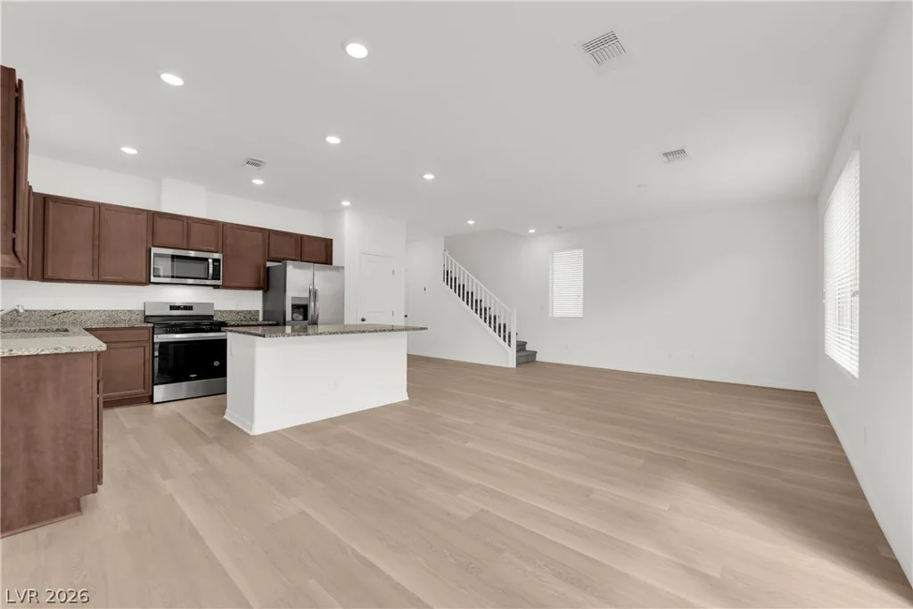 5803 Haleh, Las Vegas, NV 89141