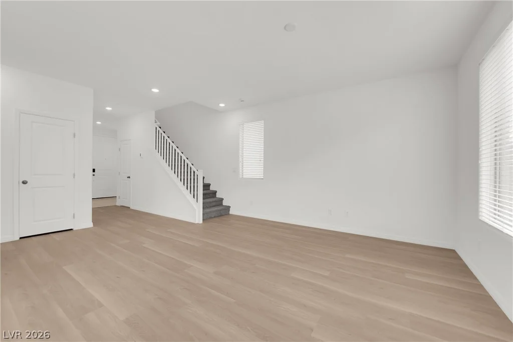 5803 Haleh, Las Vegas, NV 89141