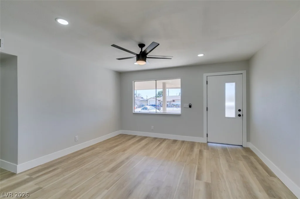 5920 Forrest Hills, Las Vegas, NV 89108