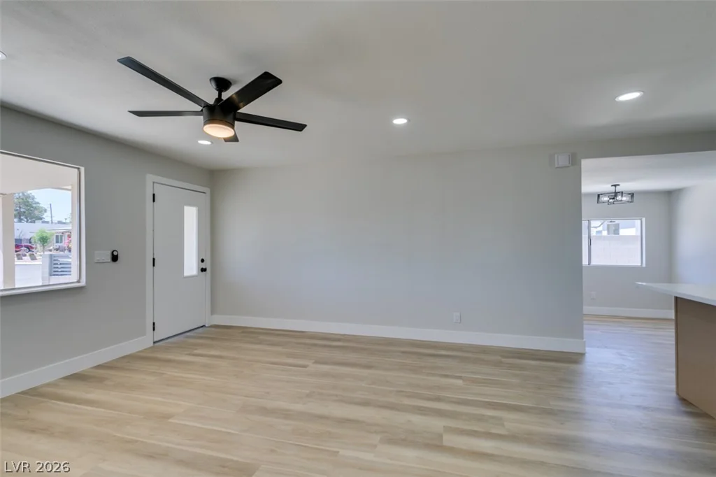 5920 Forrest Hills, Las Vegas, NV 89108