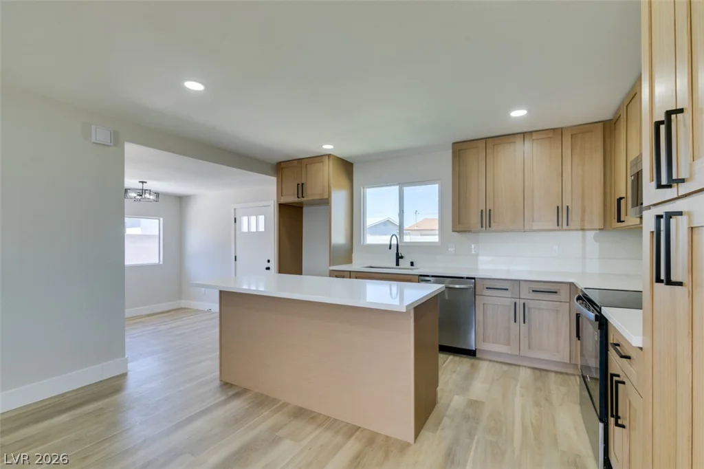 5920 Forrest Hills, Las Vegas, NV 89108