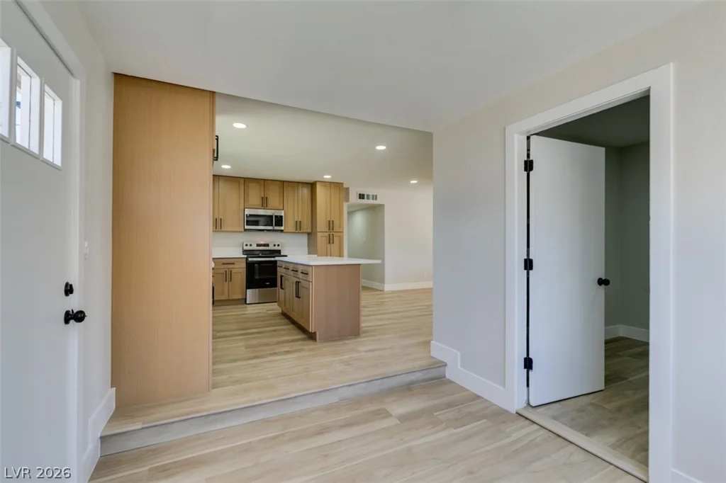 5920 Forrest Hills, Las Vegas, NV 89108