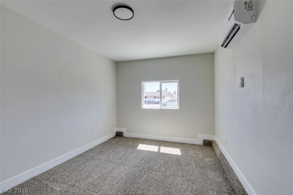 5920 Forrest Hills, Las Vegas, NV 89108
