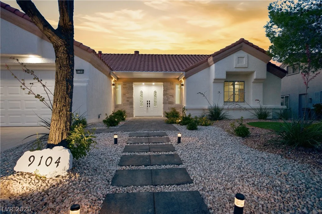 9104 Sundial, Las Vegas, NV 89134