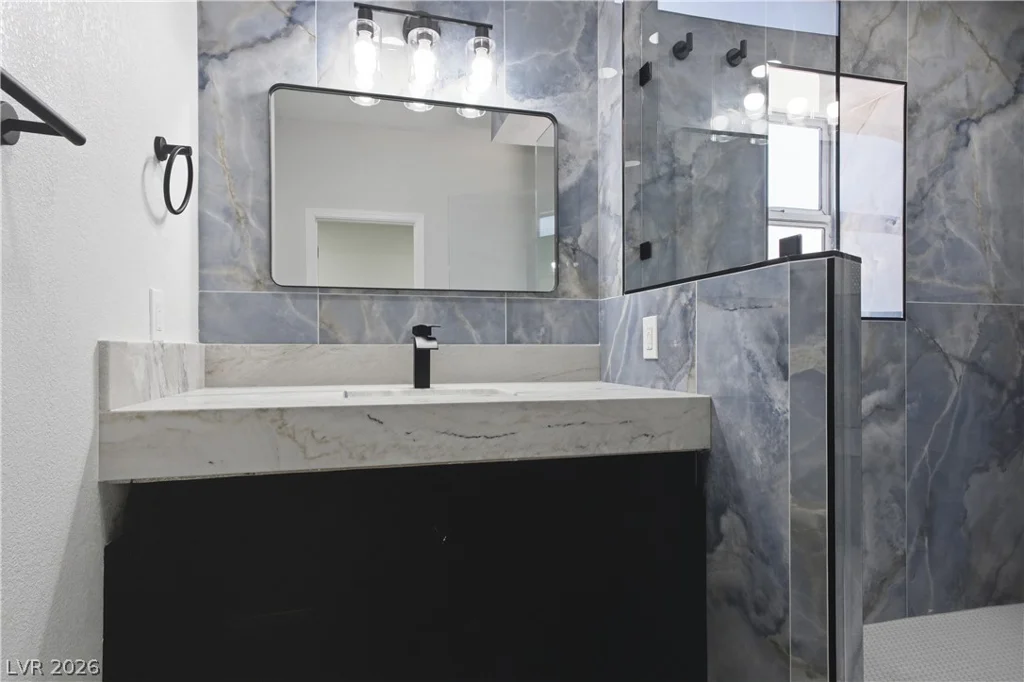 9104 Sundial, Las Vegas, NV 89134