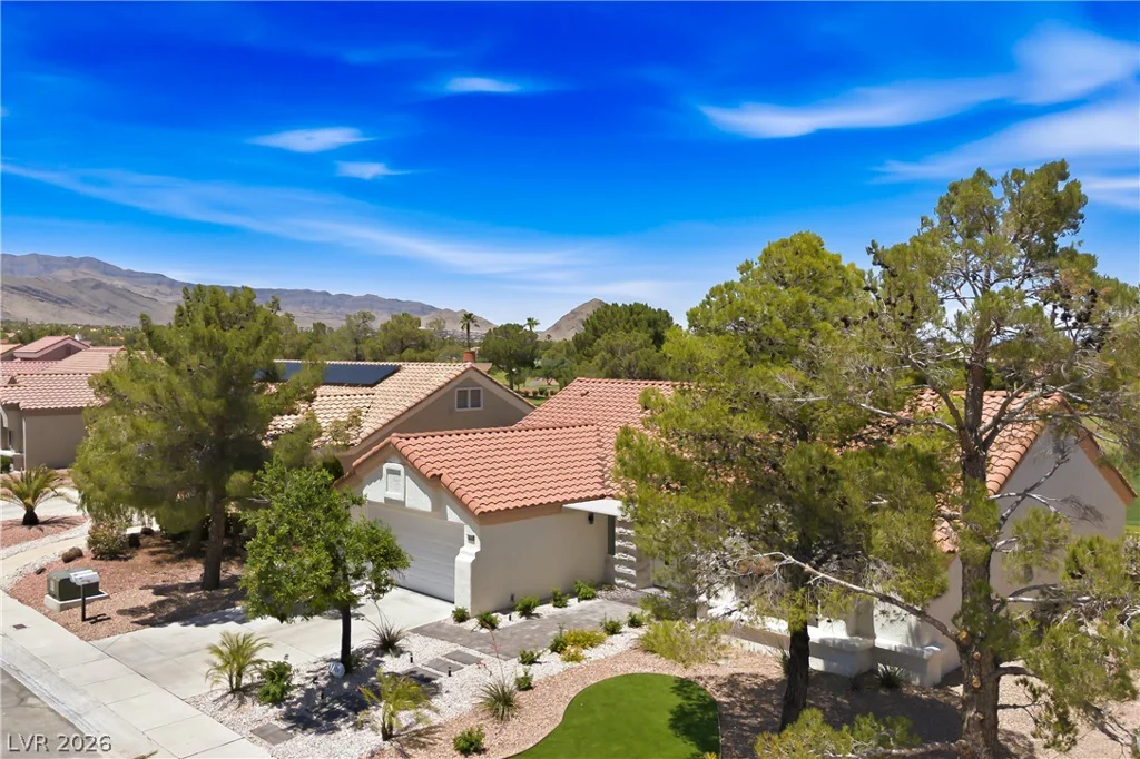 9104 Sundial, Las Vegas, NV 89134