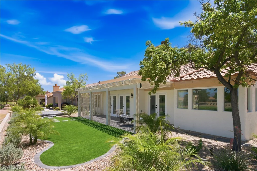 9104 Sundial, Las Vegas, NV 89134