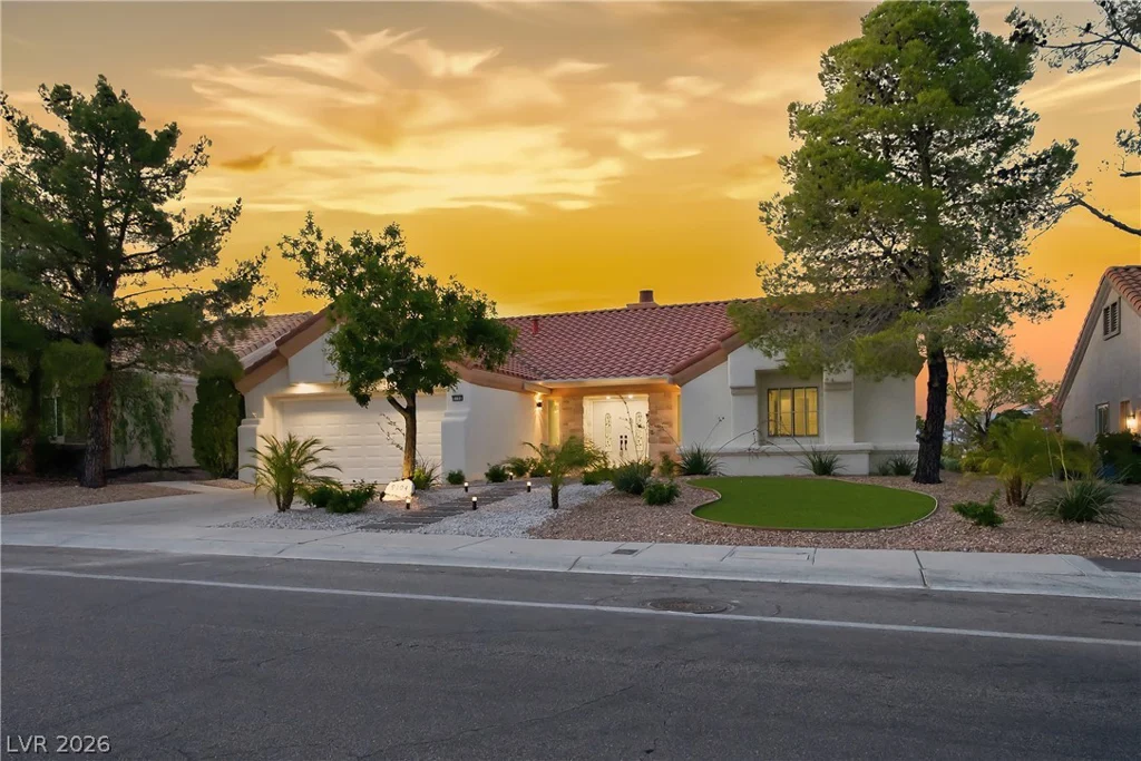 9104 Sundial, Las Vegas, NV 89134
