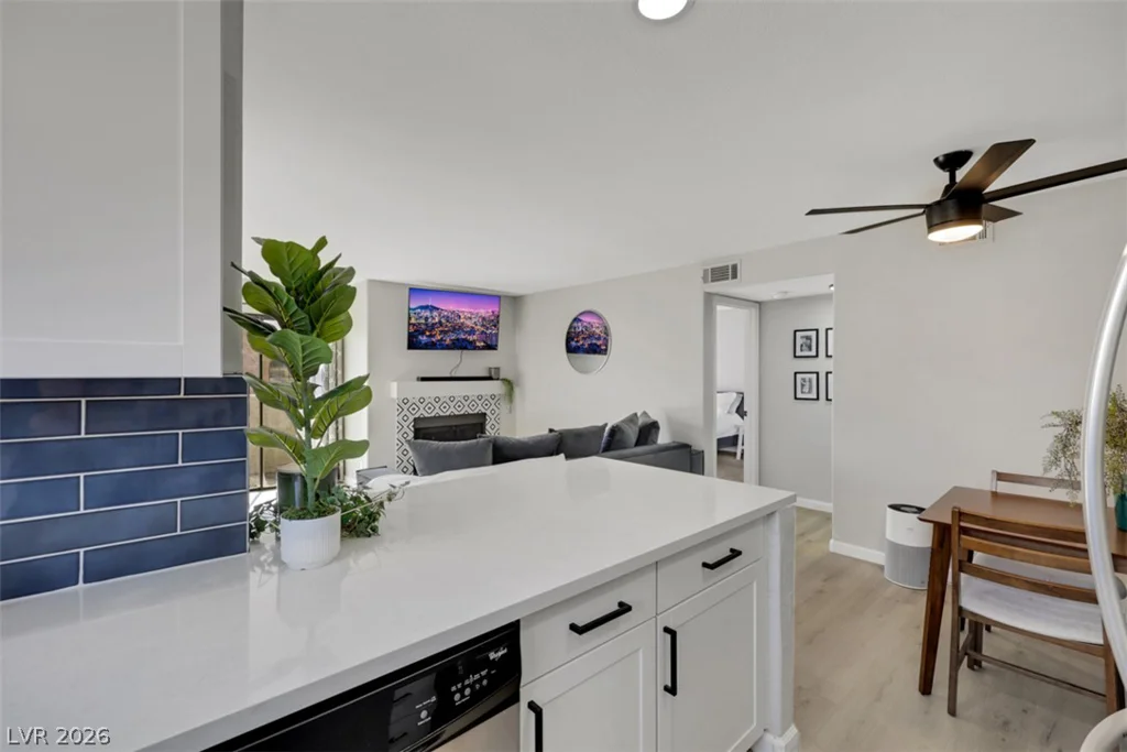 2984 Juniper Hills, Las Vegas, NV 89142