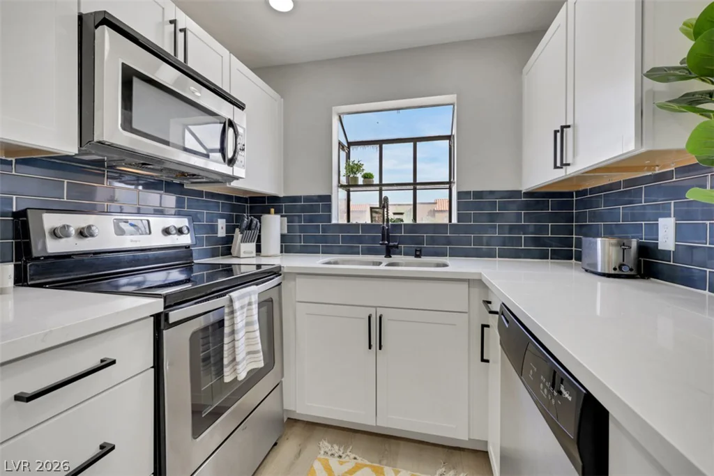 2984 Juniper Hills, Las Vegas, NV 89142