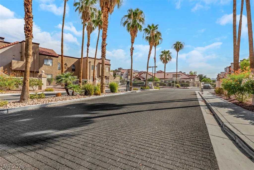 2984 Juniper Hills, Las Vegas, NV 89142