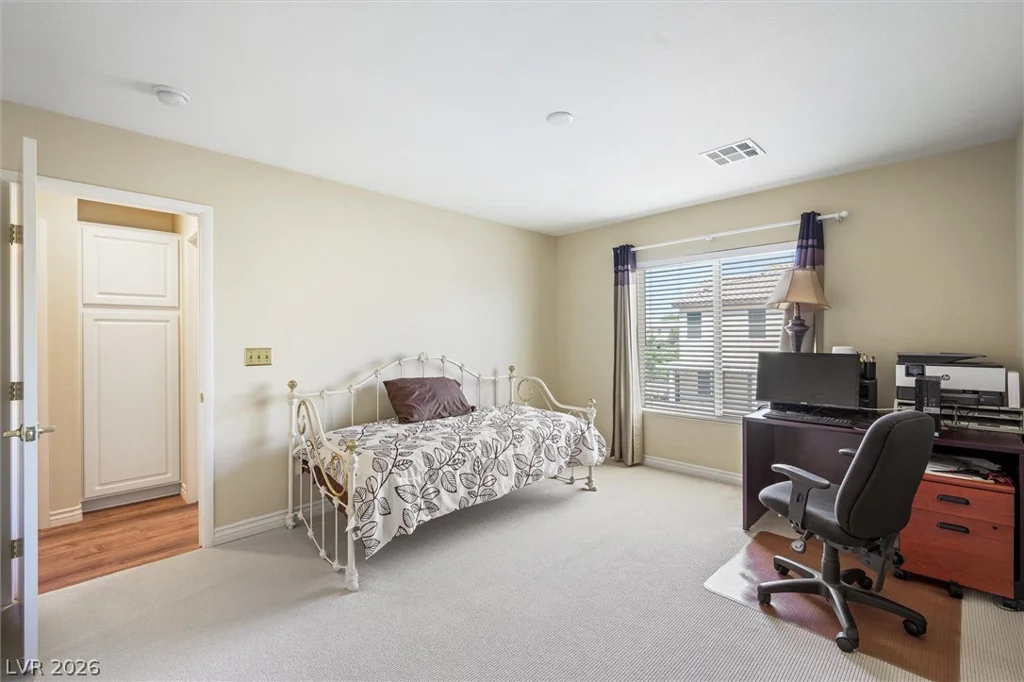 6436 Swift Fox, Las Vegas, NV 89122