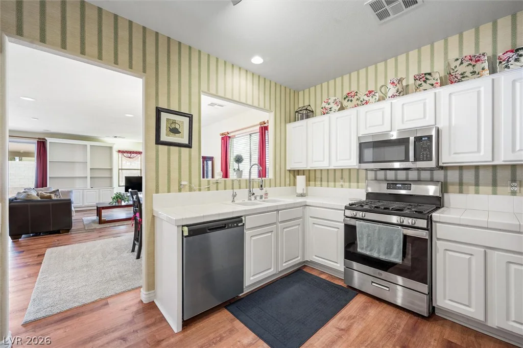 6436 Swift Fox, Las Vegas, NV 89122