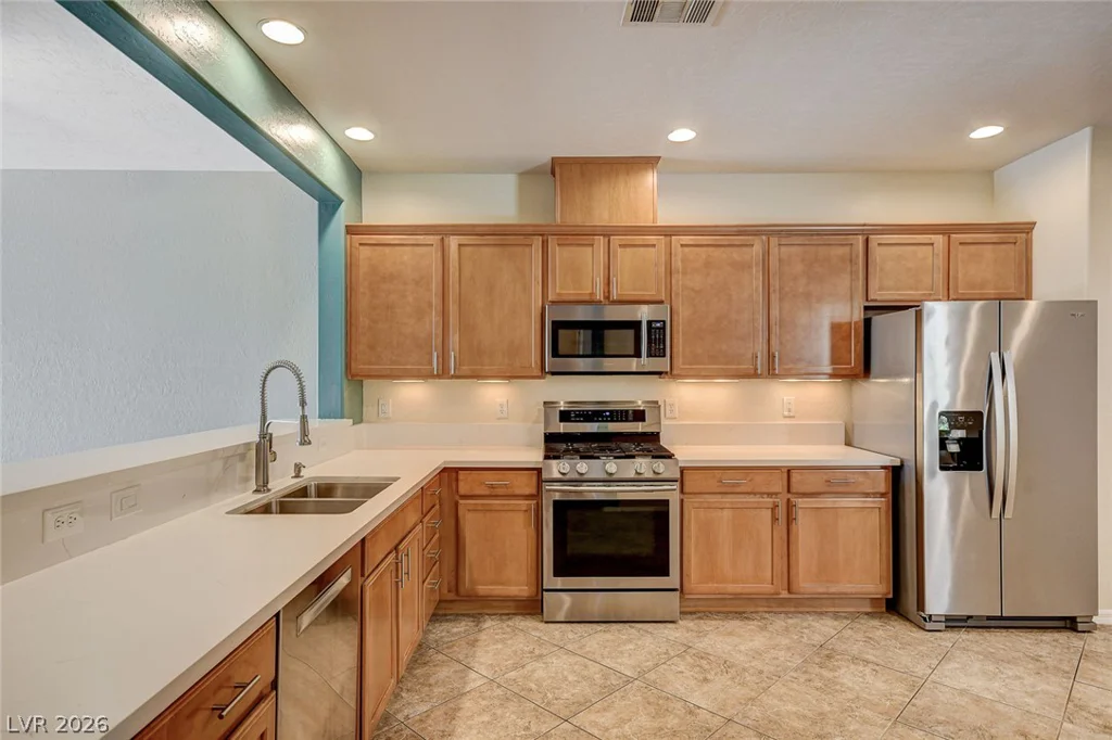 8952 Sandy Isle, Las Vegas, NV 89131