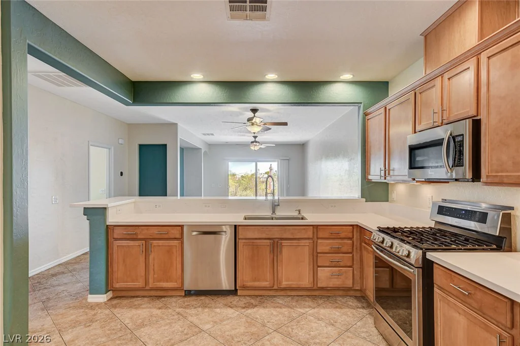 8952 Sandy Isle, Las Vegas, NV 89131