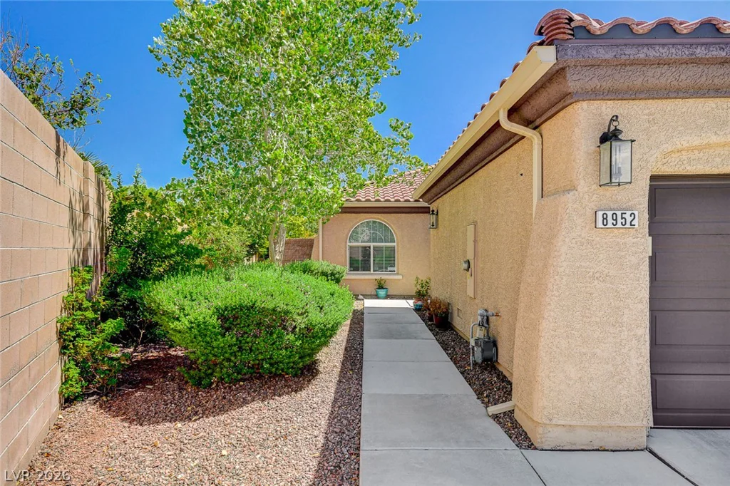8952 Sandy Isle, Las Vegas, NV 89131