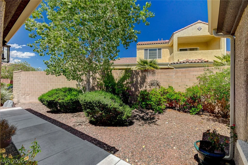 8952 Sandy Isle, Las Vegas, NV 89131