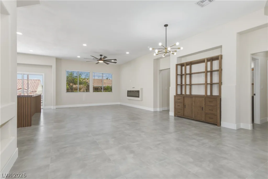10809 Clarion, Las Vegas, NV 89134