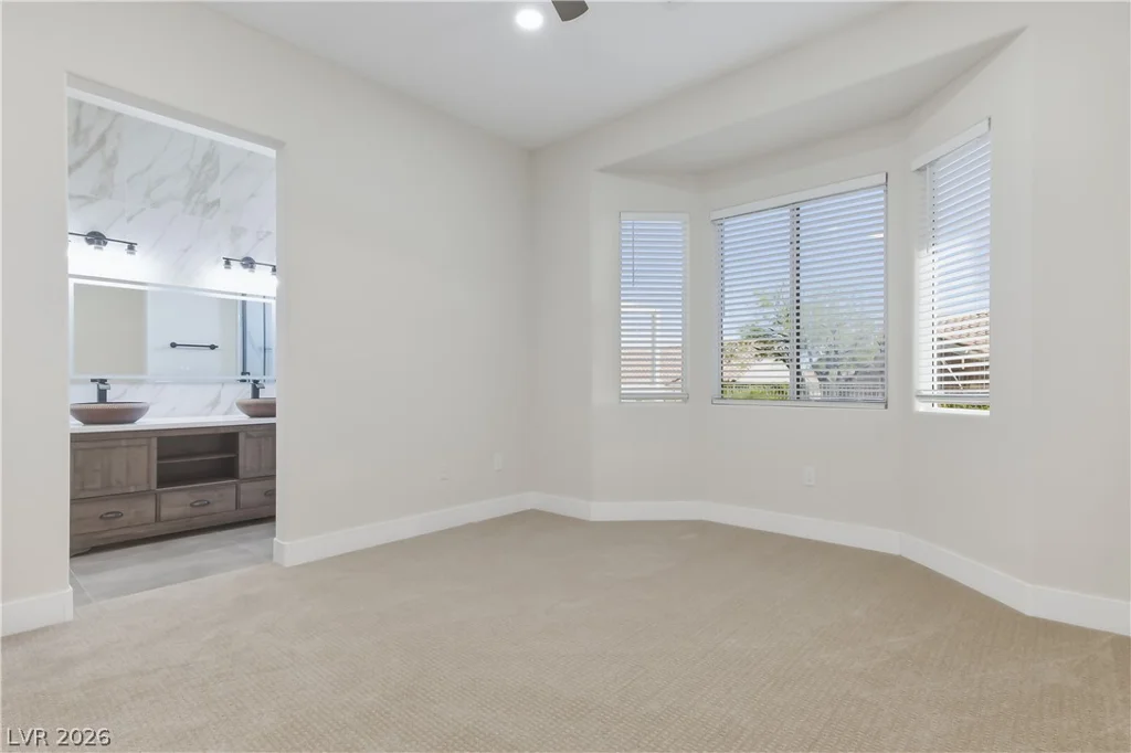 10809 Clarion, Las Vegas, NV 89134