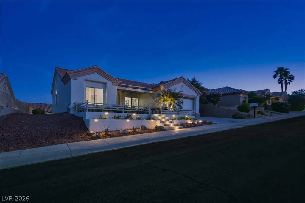 10809 Clarion, Las Vegas, NV 89134