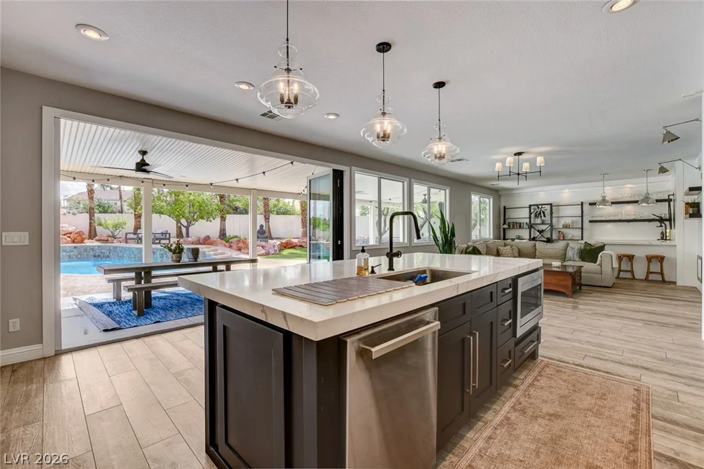 3095 Regal Cove, Las Vegas, NV 89117