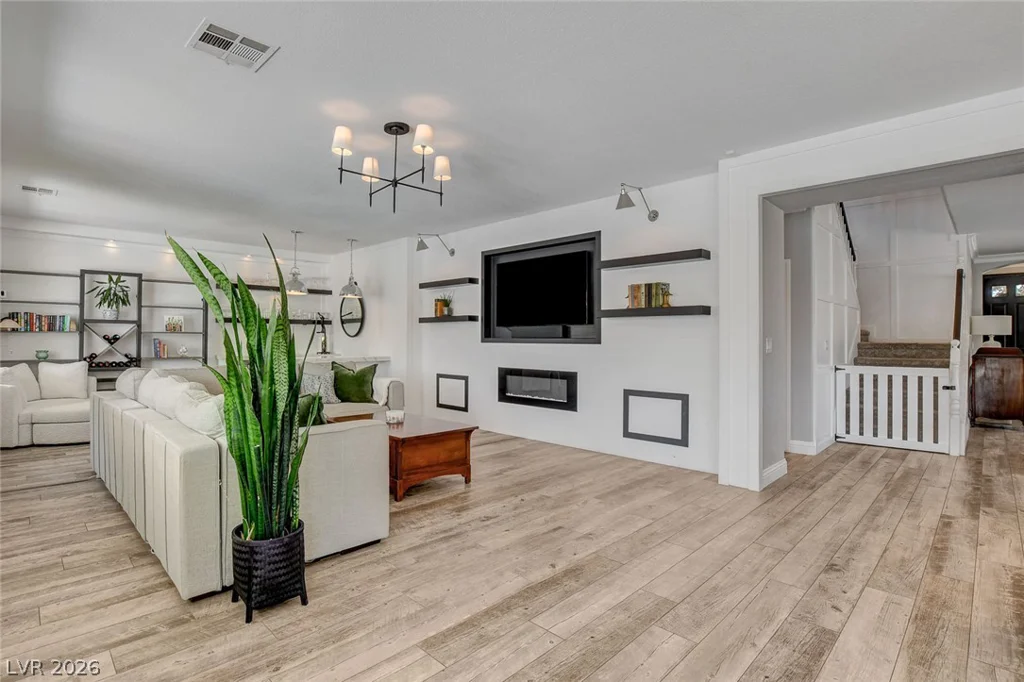 3095 Regal Cove, Las Vegas, NV 89117