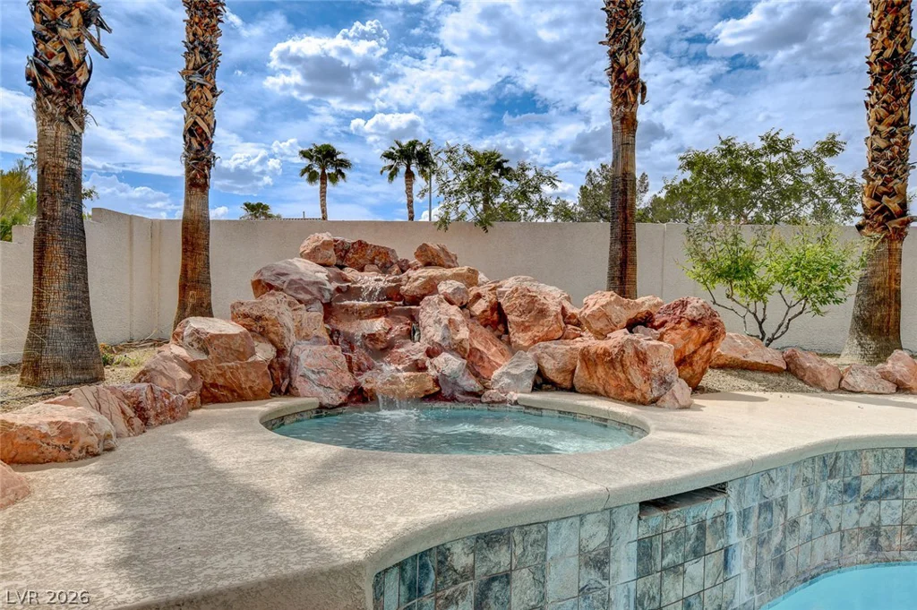 3095 Regal Cove, Las Vegas, NV 89117