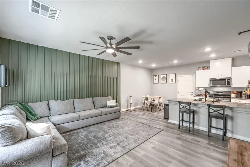 7313 Sunray Point, North Las Vegas, NV 89084