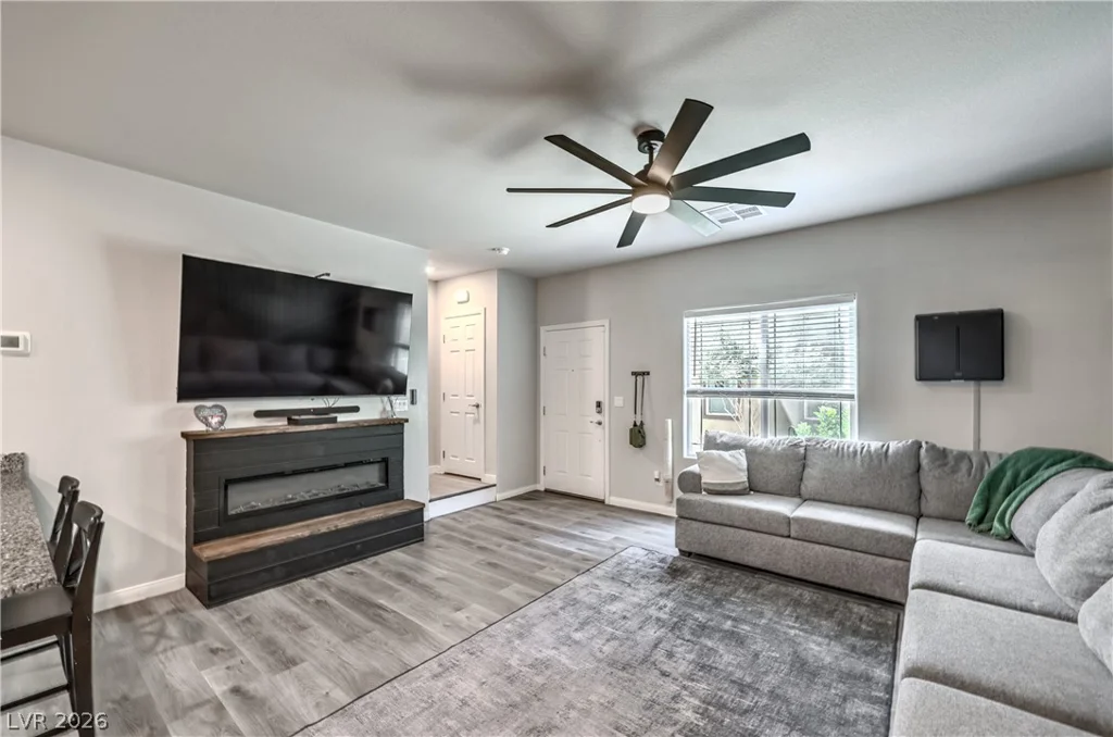 7313 Sunray Point, North Las Vegas, NV 89084