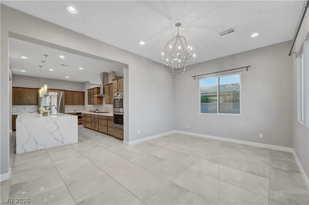 8477 Wolf Mountain, Las Vegas, NV 89129