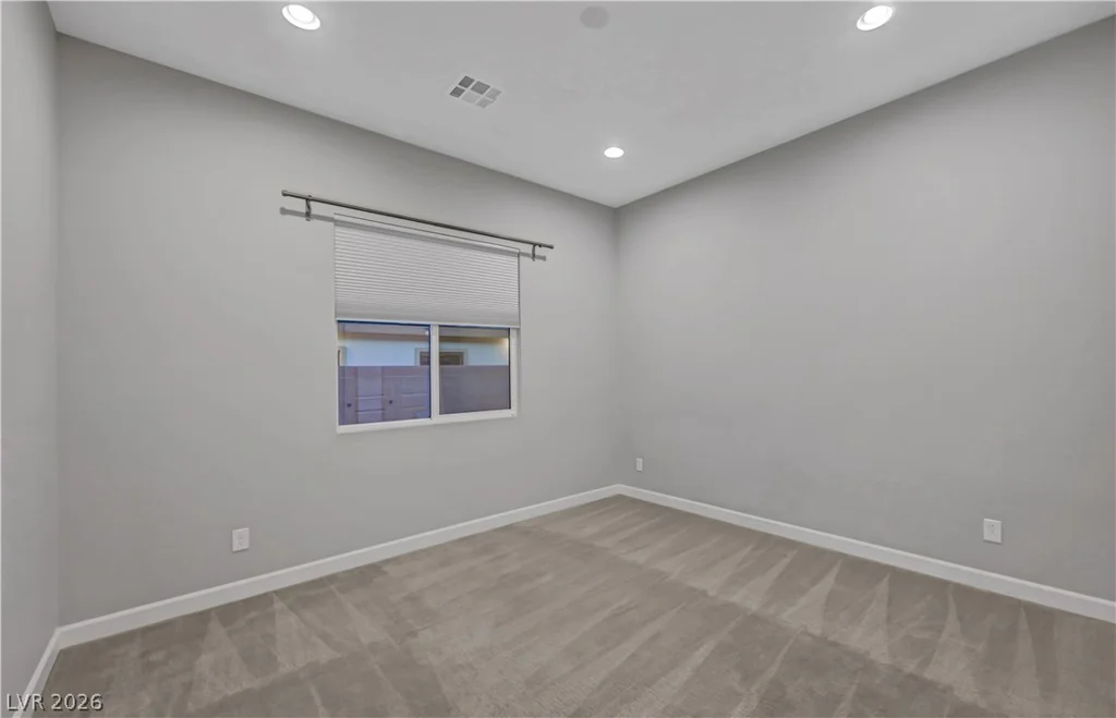 8477 Wolf Mountain, Las Vegas, NV 89129