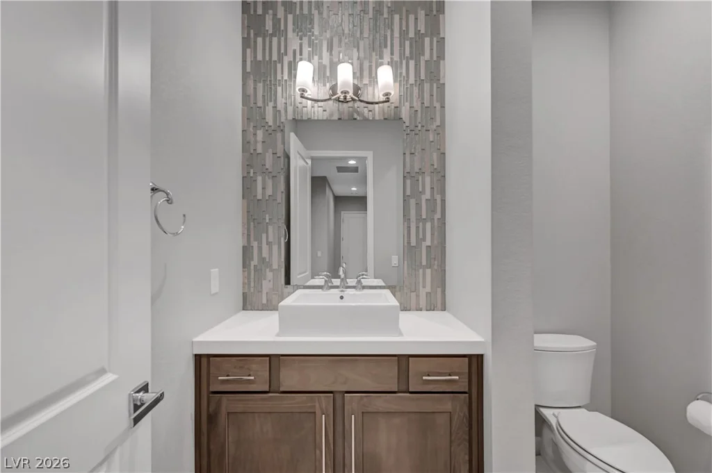 8477 Wolf Mountain, Las Vegas, NV 89129