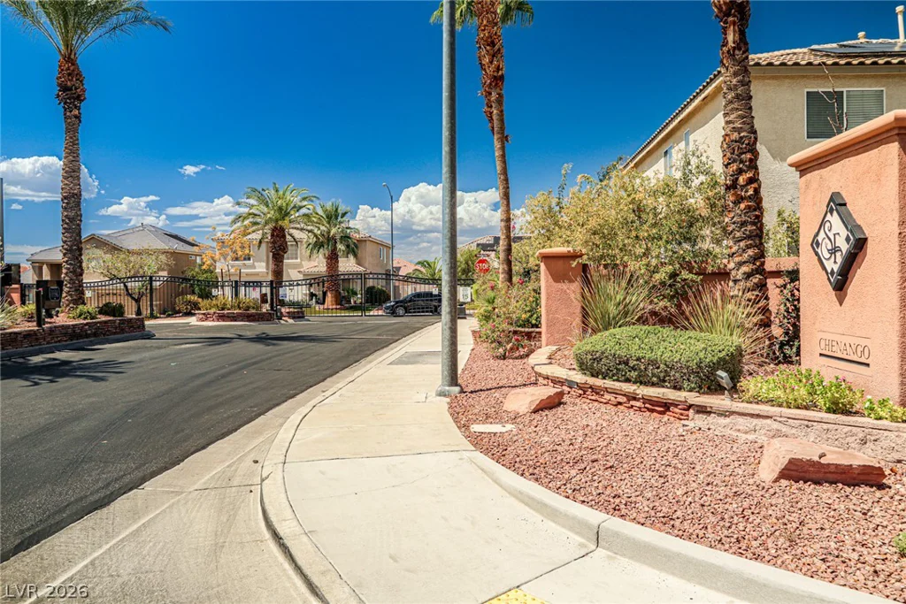 672 Kentons Run, Henderson, NV 89052