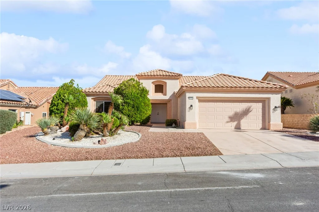 10701 Back Plains, Las Vegas, NV 89134