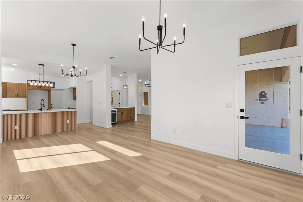 10701 Back Plains, Las Vegas, NV 89134