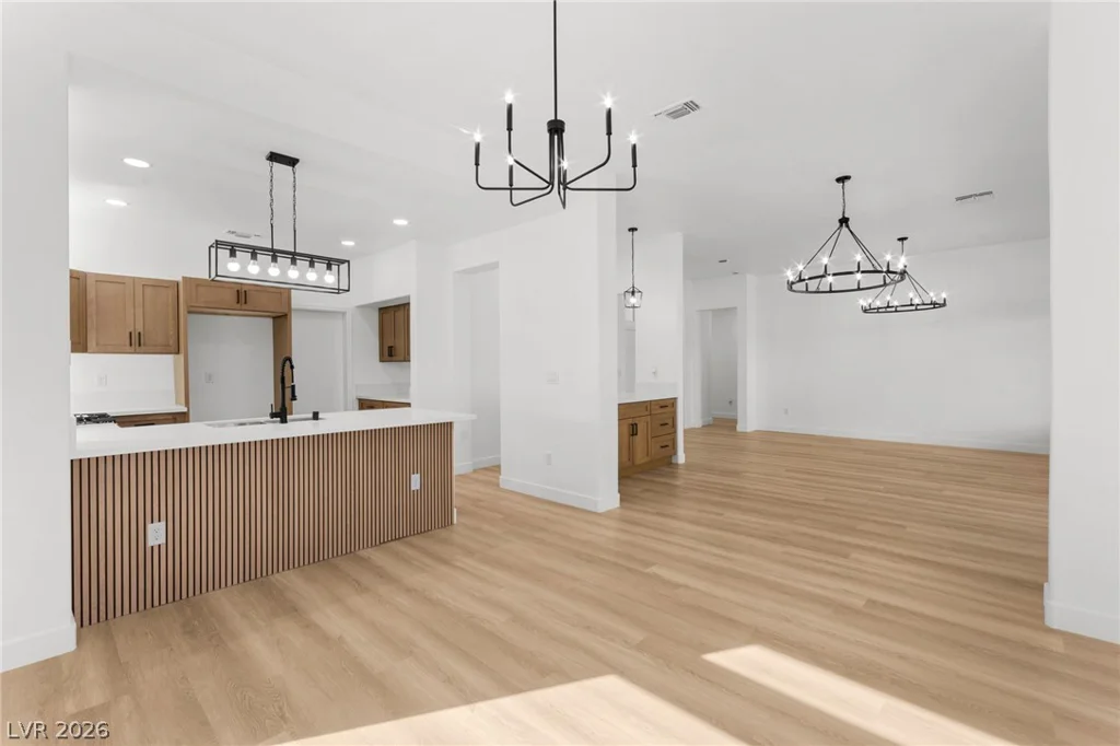 10701 Back Plains, Las Vegas, NV 89134