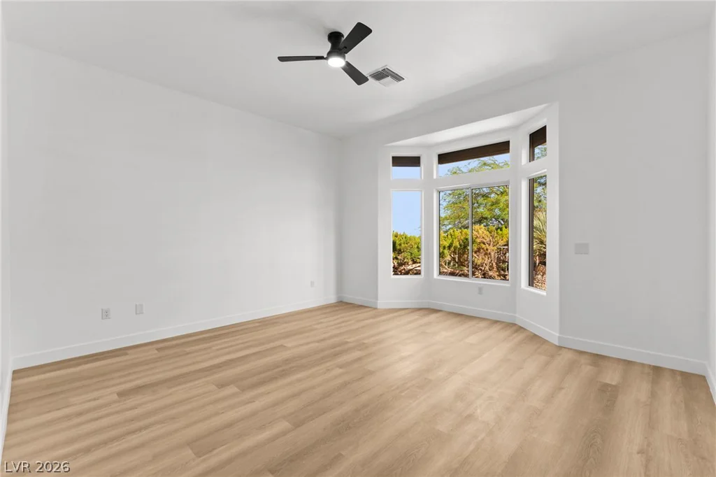 10701 Back Plains, Las Vegas, NV 89134