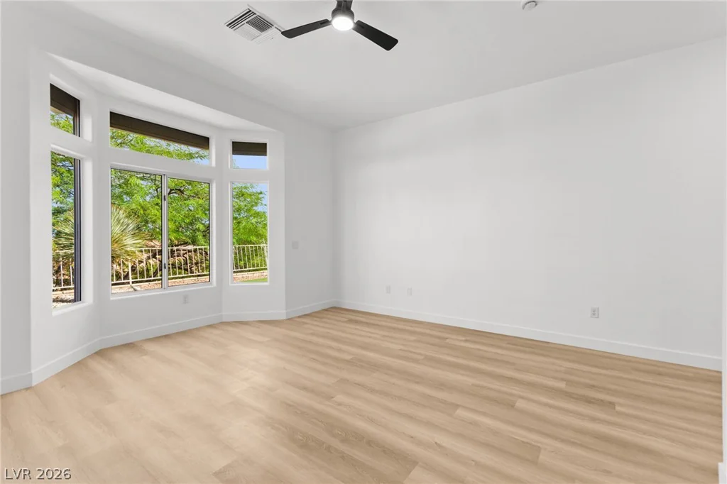 10701 Back Plains, Las Vegas, NV 89134