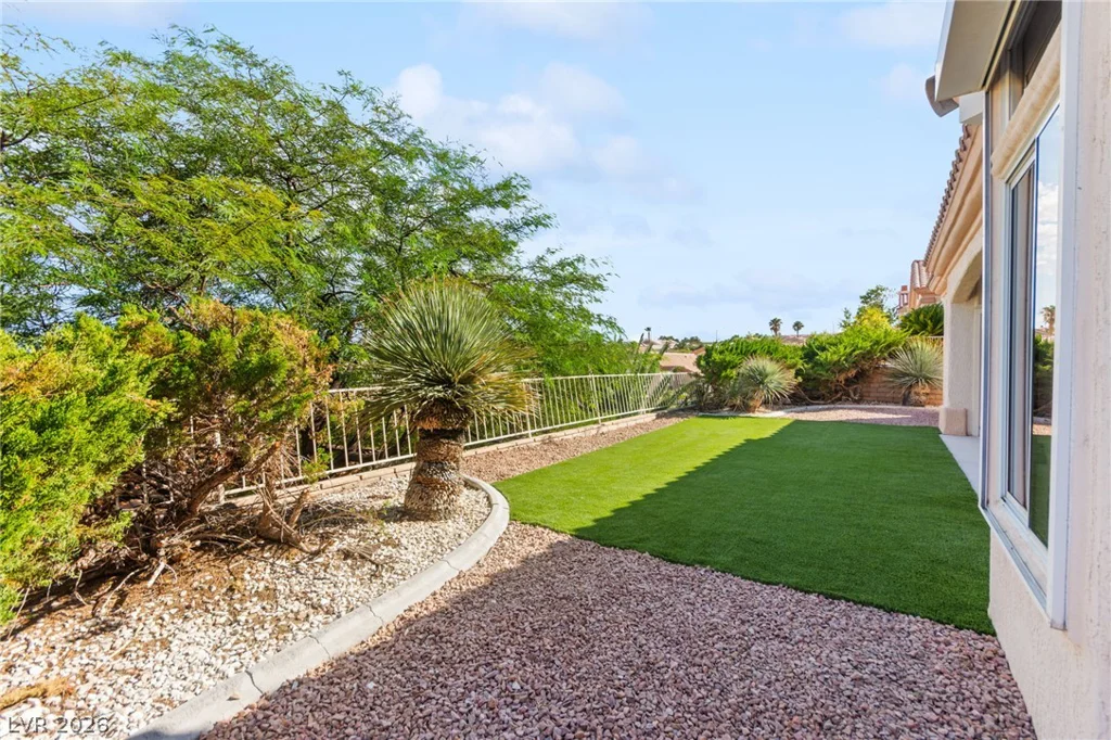 10701 Back Plains, Las Vegas, NV 89134