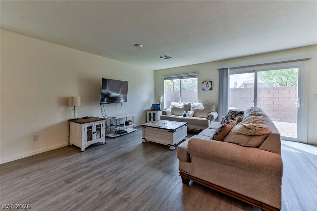 10395 Luna Mezzo, Las Vegas, NV 89141