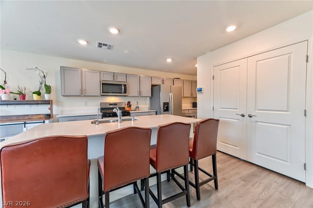 10395 Luna Mezzo, Las Vegas, NV 89141