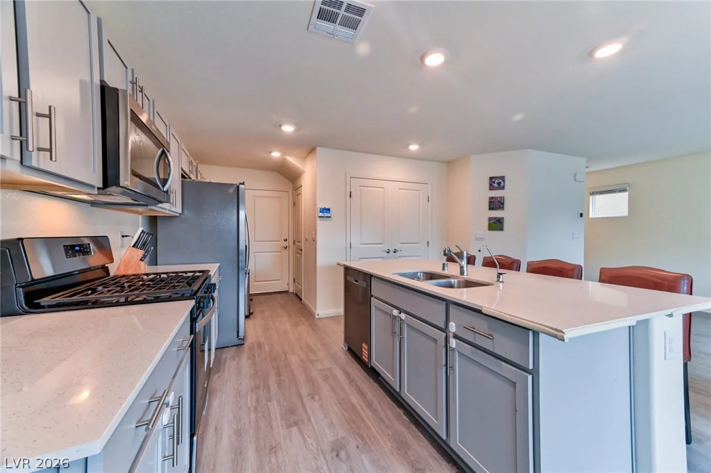 10395 Luna Mezzo, Las Vegas, NV 89141