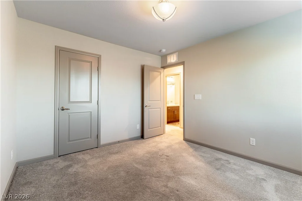 8012 Carpenter Creek, Las Vegas, NV 89113