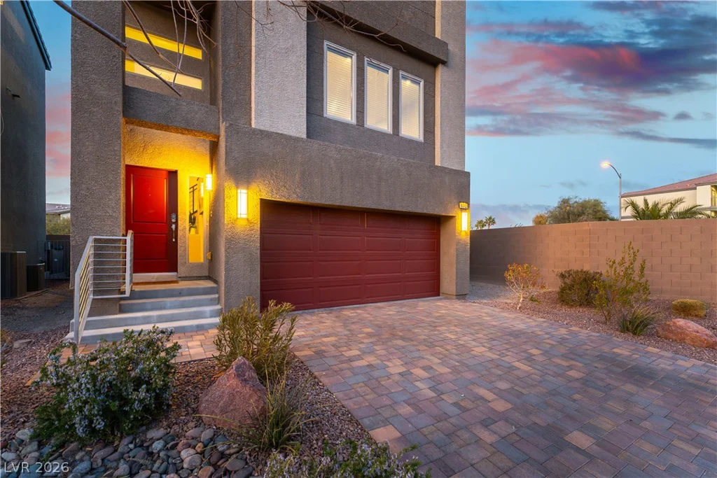8012 Carpenter Creek, Las Vegas, NV 89113