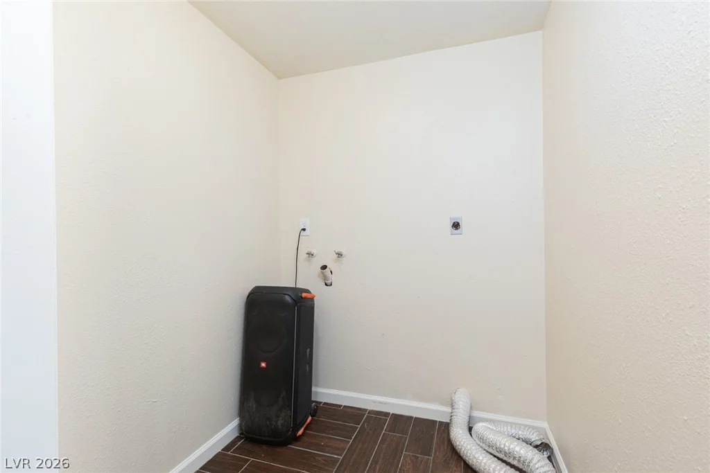 7295 Torrey Pines, Las Vegas, NV 89131