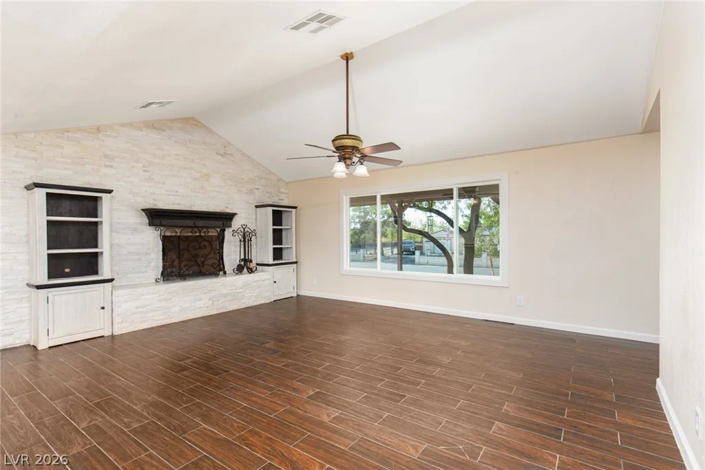 7295 Torrey Pines, Las Vegas, NV 89131