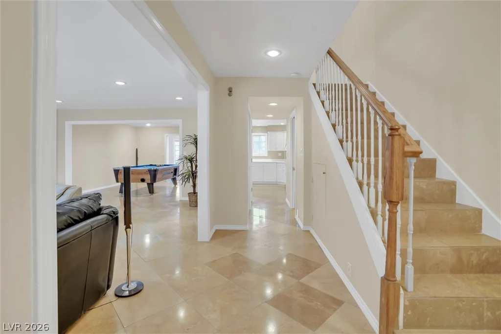 548 Tam O Shanter, Las Vegas, NV 89109